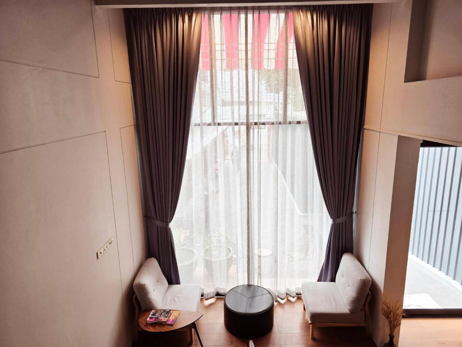 מלון Red Door Samsen Hotel, בנגקוק