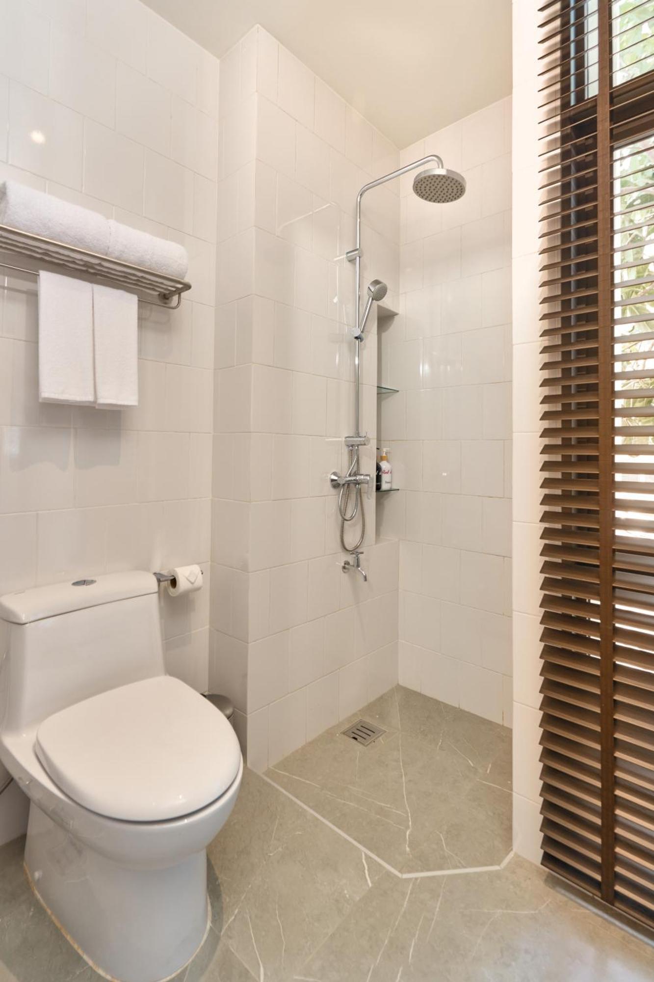 Red Door Samsen Hotel, Отель 3*