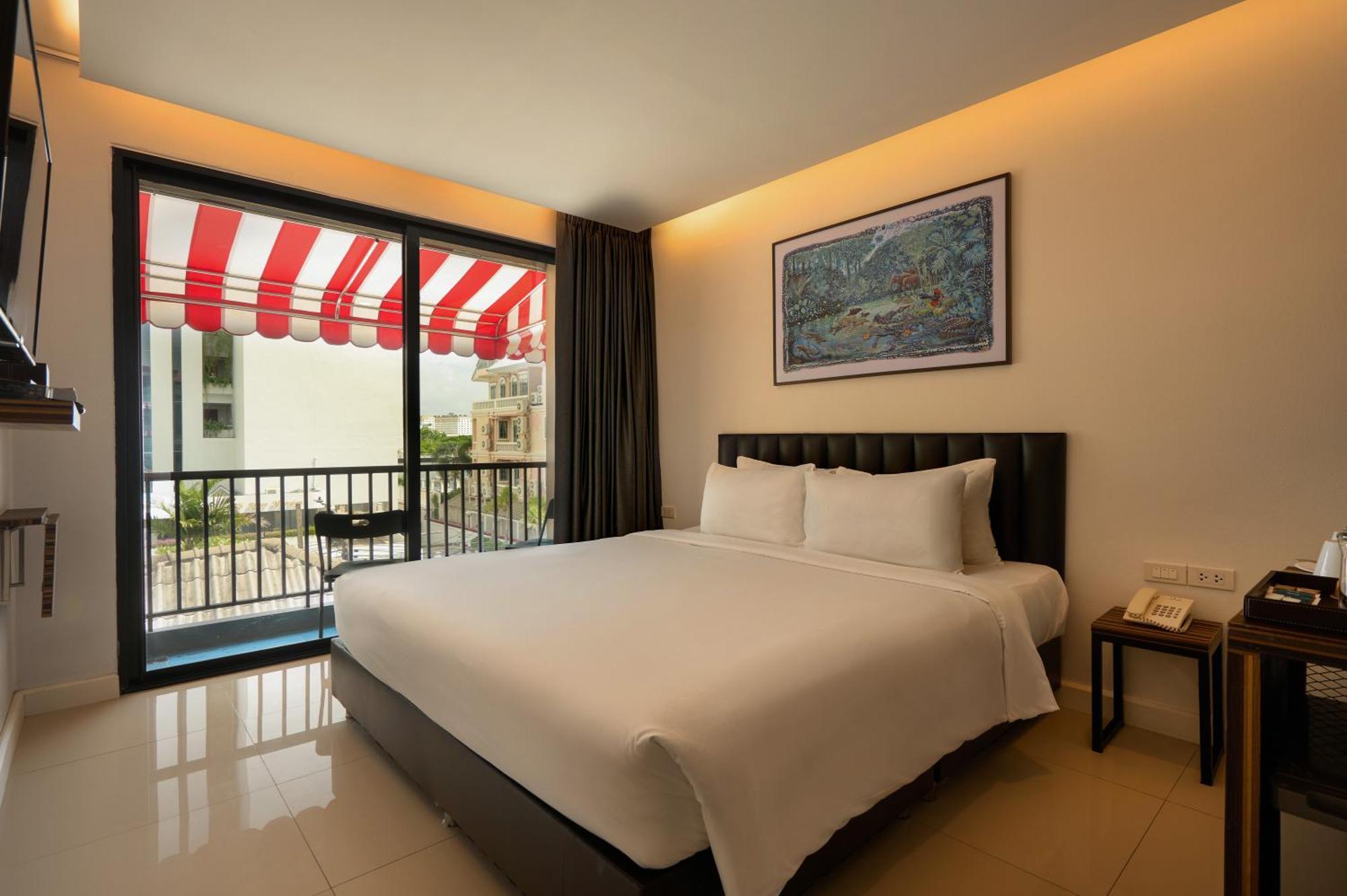 Red Door Samsen Hotel, 曼谷