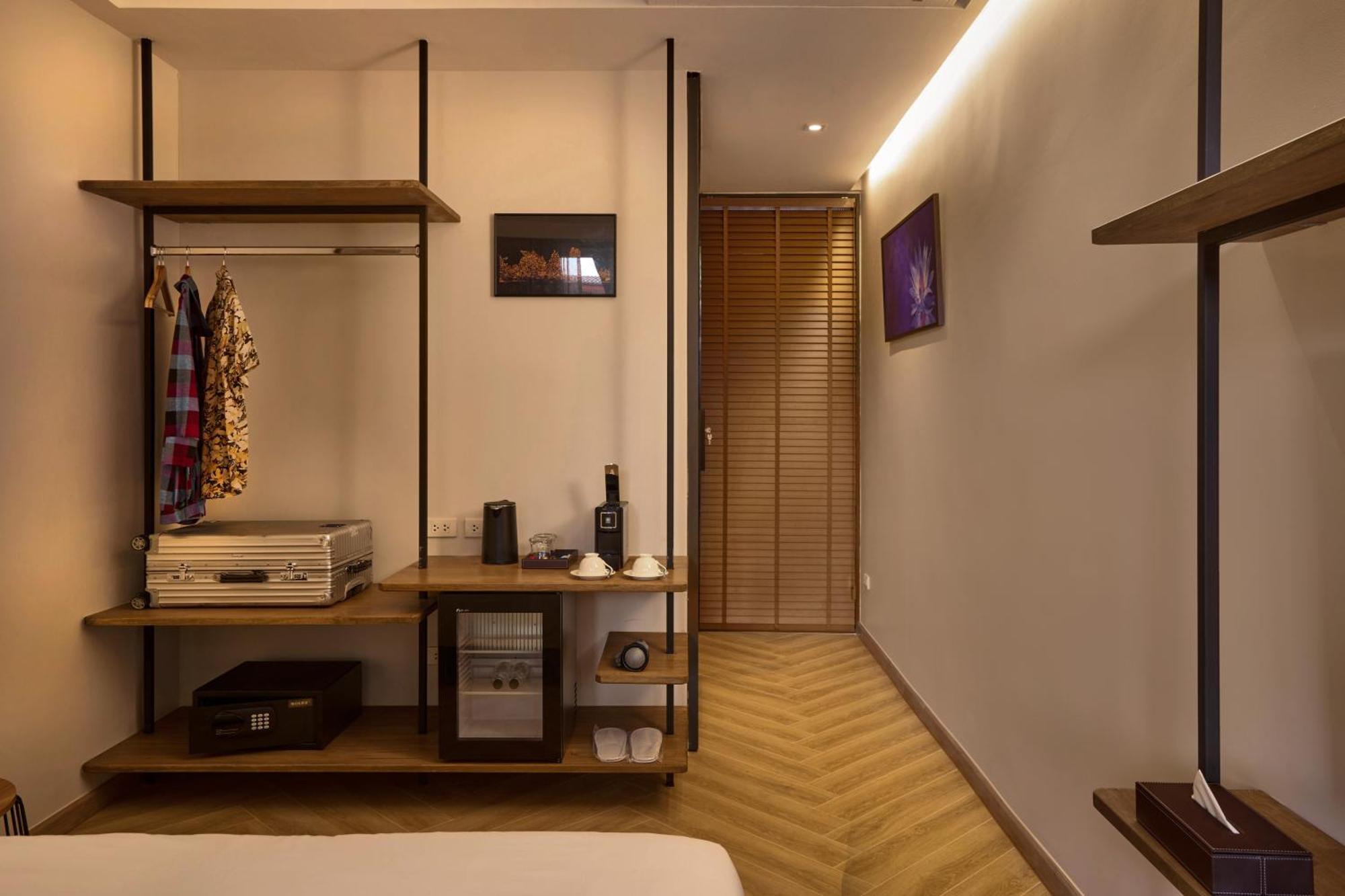 Red Door Samsen Hotel, 曼谷