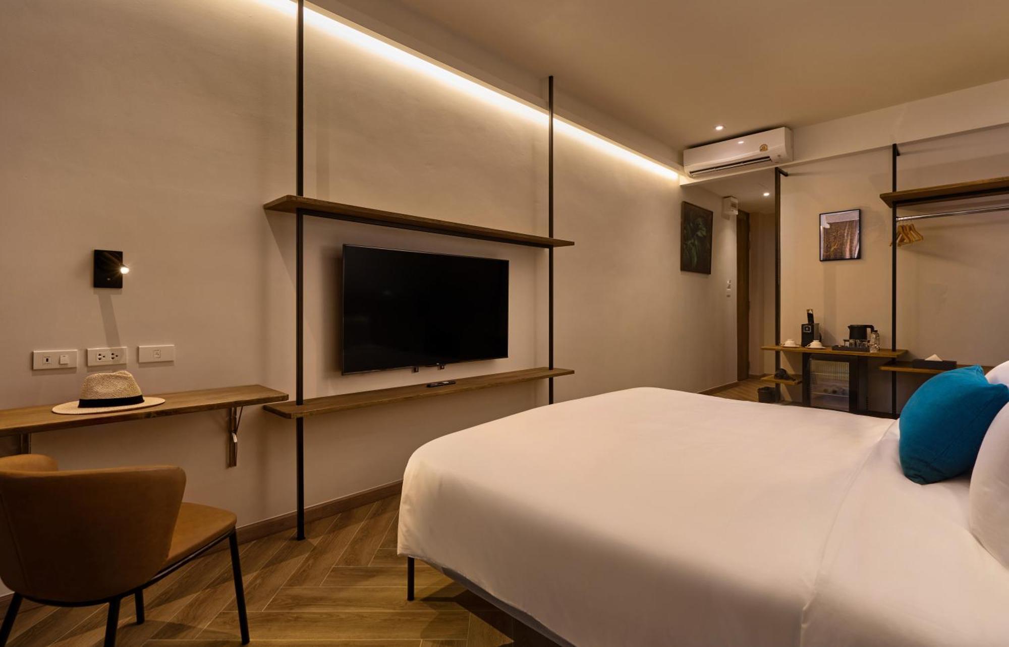 Red Door Samsen Hotel, 曼谷